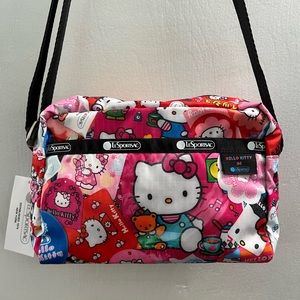 SOLD‼️ Hello Kitty x Lesportsac - Daniella Crossbody